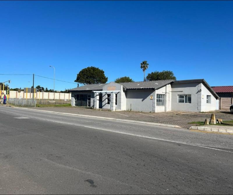 Commercial Property for Sale in Da Nova Western Cape